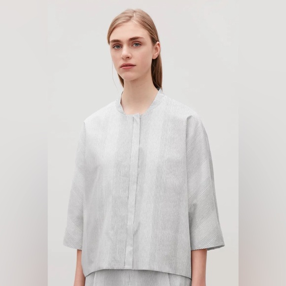 COS
Boxy Striped Jacket - Picture 3 of 16